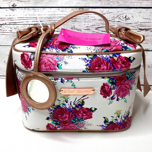 Betsey Johnson Handbags - Betsey Johnson Double Bow Train Case